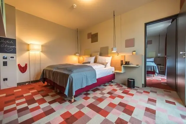 Comfort Tek Büyük Yataklı Oda