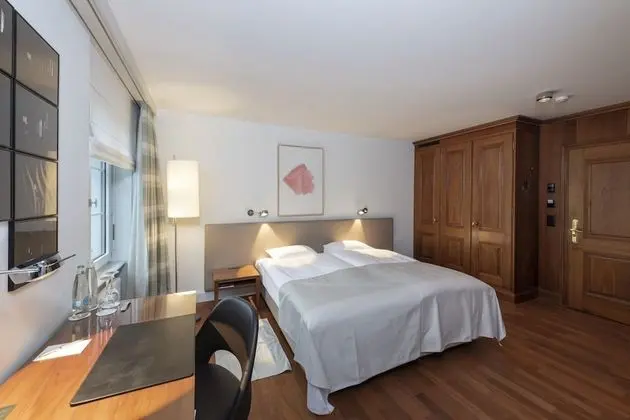Comfort Tek Büyük Yataklı Oda