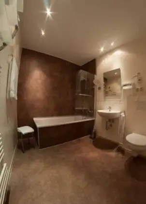 Comfort Tek Büyük Yataklı Oda