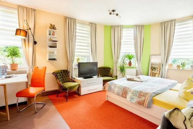 Apart Daire, 1 Büyük (Queen) Boy Yatak