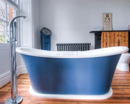 Luxury Tek Büyük Yataklı Oda, 1 En Büyük (King) Boy Yatak, Küvet, Tepe Manzaralı (Cedar)