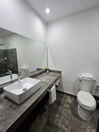 Standard Tek Büyük Yataklı Oda