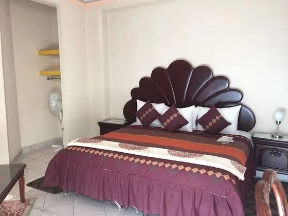 Oda, 1 En Büyük (King) Boy Yatak