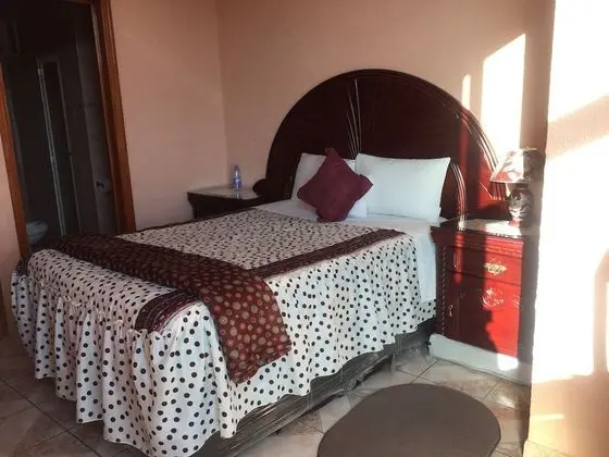 Tek Kişilik Oda, 1 Çift Kişilik Yatak