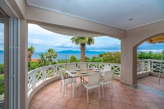 Villa, Deniz Manzaralı