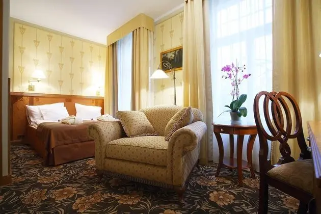 Deluxe Tek Büyük veya İki Ayrı Yataklı Oda