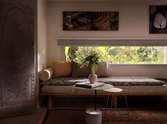 Studio Suite, Garden Area