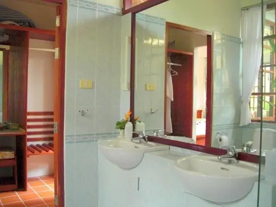 Standard Tek Büyük veya İki Ayrı Yataklı Oda, Bahçe Manzaralı (A Room)