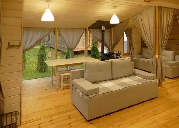 Kır Evi, 1 Yatak Odası, Avlu Manzaralı (Panorama 1)