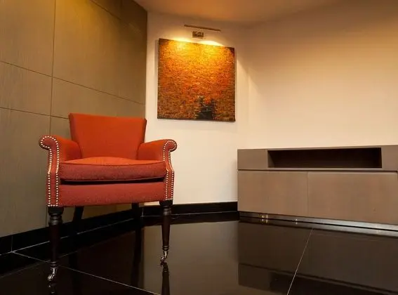 Diplomatic Suite