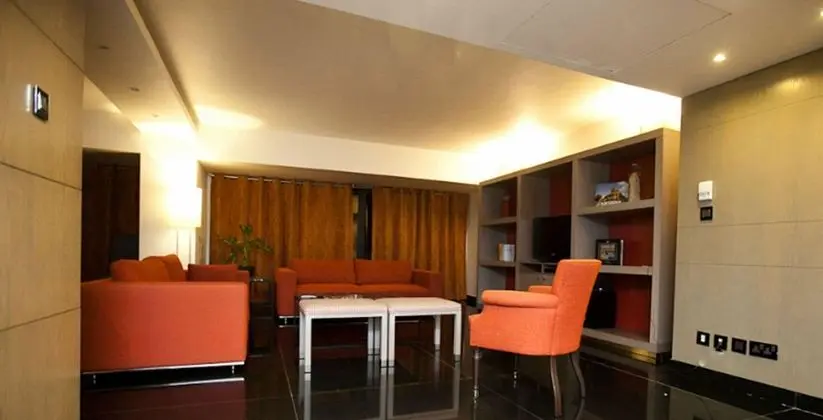 Diplomatic Suite