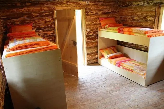 Katuni (wooden house)