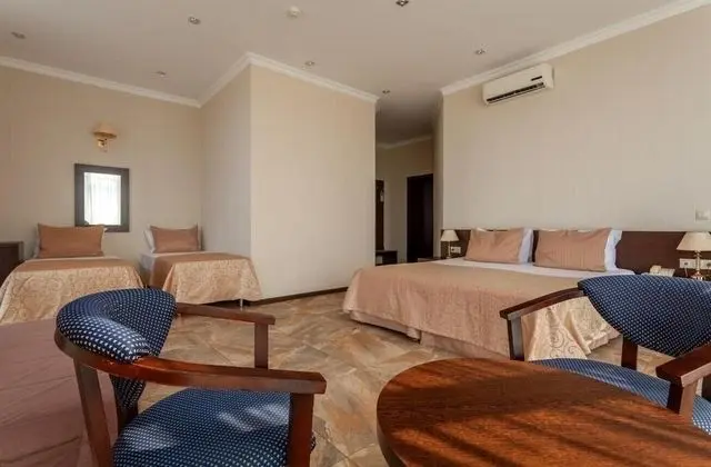 Standard Dört Kişilik Oda