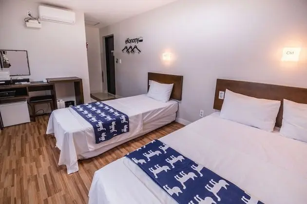 Basic Üç Kişilik Oda, Özel Banyo