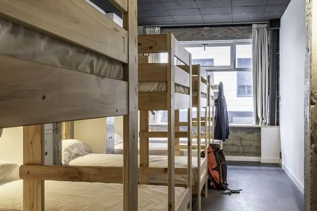 Ortak Ranzalı Oda, Karma Ranzalı Oda, Özel Banyo (Bed in a 10-beds mixed shared room)