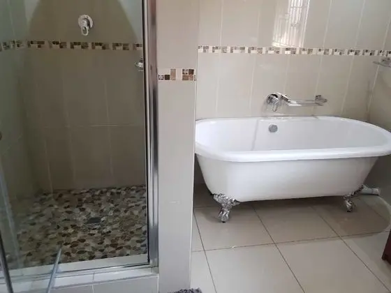 Luxury Tek Büyük Yataklı Oda