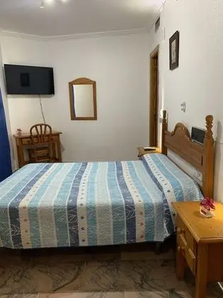 Tek Büyük Yataklı Oda, 1 Çift Kişilik Yatak