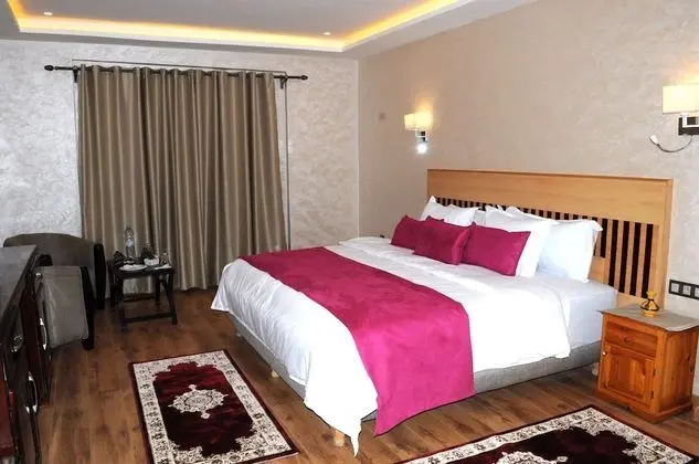 Junior Süit, 1 Çift Kişilik Yatak