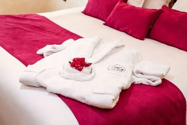 Junior Süit, 1 Çift Kişilik Yatak