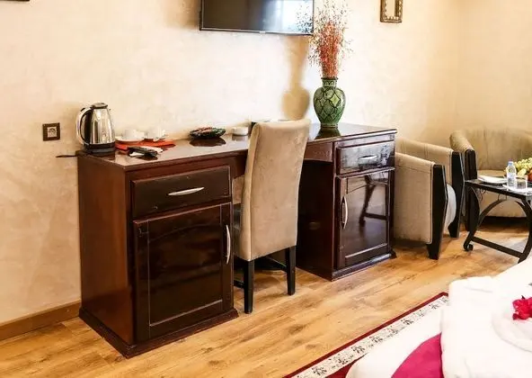 Junior Süit, 1 Çift Kişilik Yatak