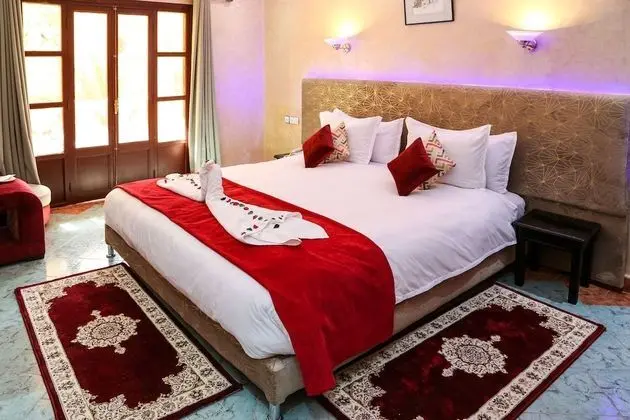 Tek Büyük Yataklı Oda, 1 Çift Kişilik Yatak