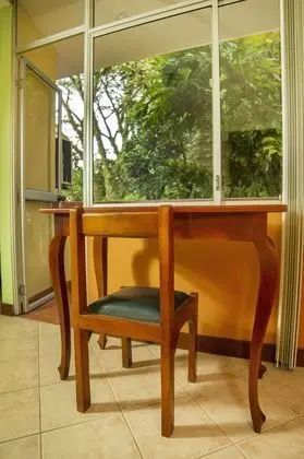 Standard Oda, 1 Büyük (Queen) Boy Yatak