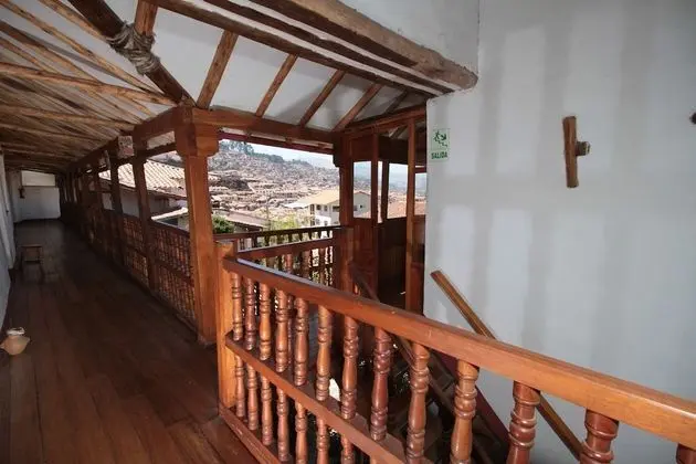 Tek Büyük veya İki Ayrı Yataklı Oda, 3 Tek Kişilik Yatak, Balkon, Dağ Manzaralı