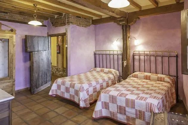 Tek Büyük veya İki Ayrı Yataklı Oda