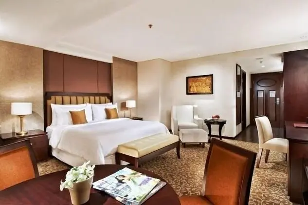 Ros Executive Condotel