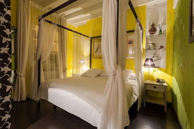 Tek Büyük Yataklı Oda