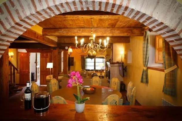 Villa (Casa del Arcipreste)