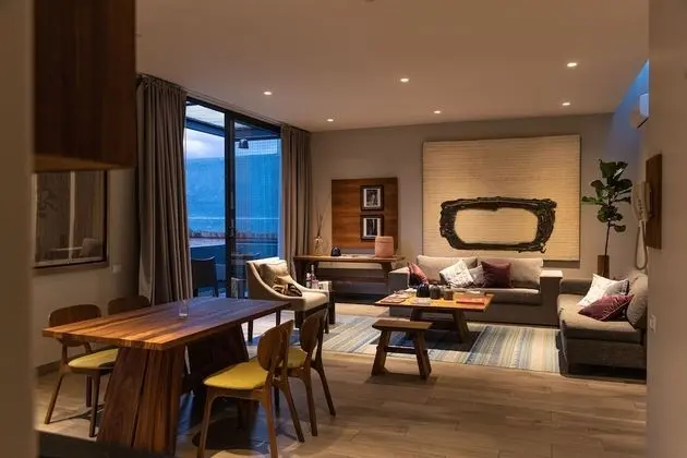Deluxe Oda, 1 En Büyük (King) Boy Yatak ve Çekyat, Balkon, Bahçe Manzaralı