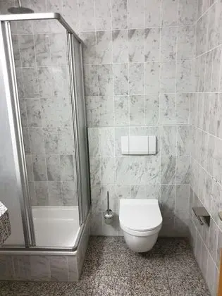 Classic Tek Büyük Yataklı Oda