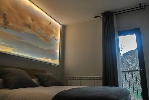 Tek Büyük Yataklı Oda, Teras, Göl Manzaralı