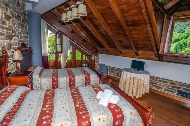 Tek Büyük Yataklı Oda