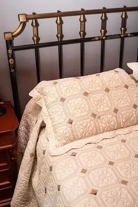 Tek Büyük Yataklı Oda