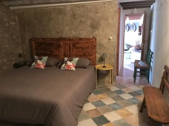 Comfort Tek Büyük Yataklı Oda