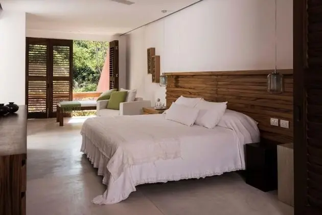 Superior Süit, 1 En Büyük (King) Boy Yatak, Havuz Manzaralı (One Bedroom)