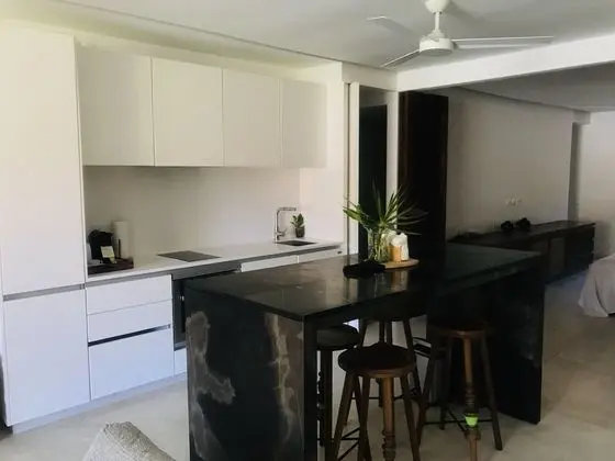 Superior Süit, 1 En Büyük (King) Boy Yatak, Havuz Manzaralı (One Bedroom)
