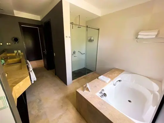 Luxury Süit, Dağ Manzaralı