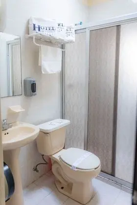 Basic Tek Büyük Yataklı Oda