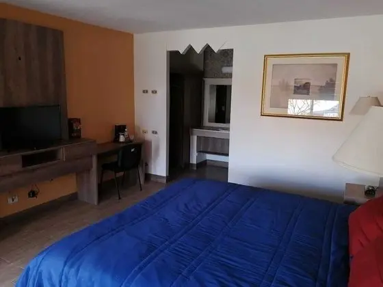 Üç Kişilik Oda