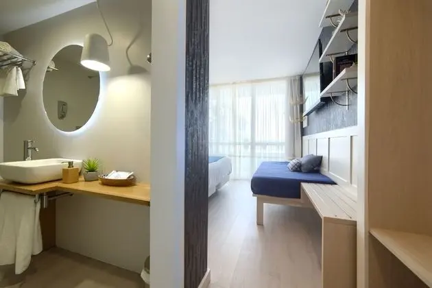 Deluxe Büyük Yataklı Tek Kişilik Oda