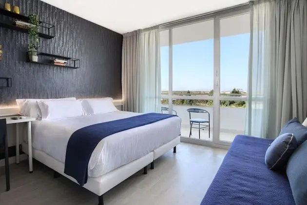 Standard Büyük Yataklı Tek Kişilik Oda