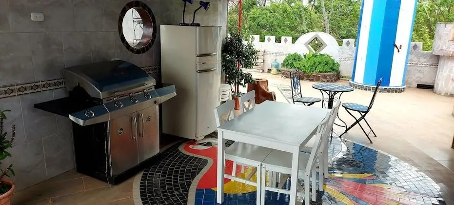 Basic Üç Kişilik Oda