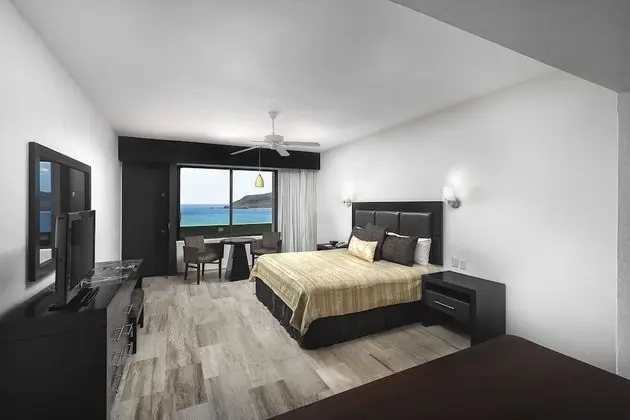 Ocean View Elite Golf Experience