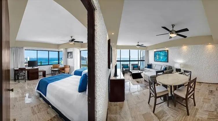 One Bedroom Elite Golf Experience