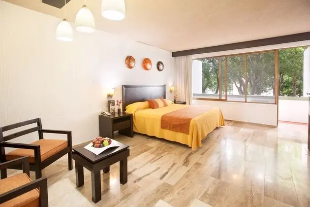 Bir Yatak Odalı Süit