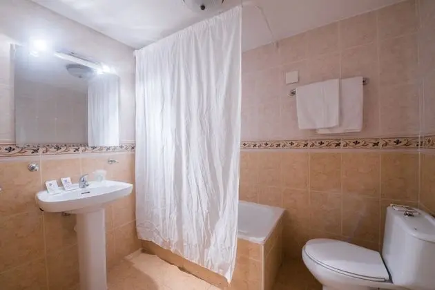Dört Kişilik Oda (4 adults)
