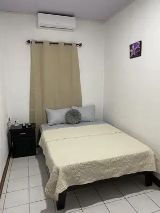 Standard Tek Büyük Yataklı Oda, Ortak Banyo